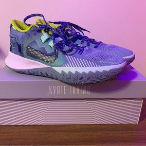 2022 Kyrie Flytrap 5 'Ocean Cube' size 8.5US